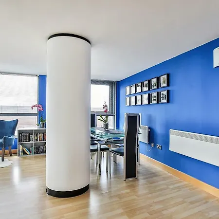 The Exquisite Penthouse Of Leeds - Sleeps 8 * Leeds (West Yorkshire)