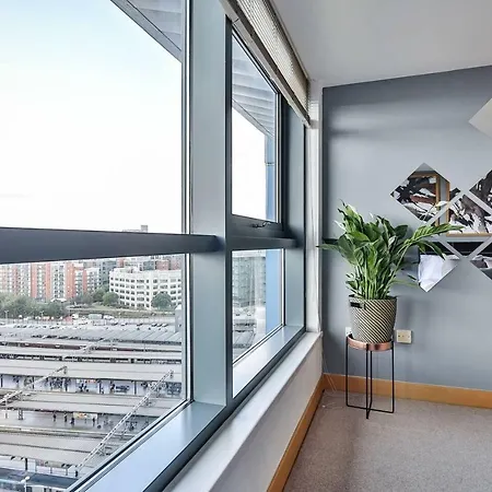 The Exquisite Penthouse Of Leeds - Sleeps 8 Apartmán